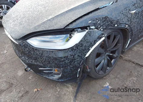 2020 Tesla Model X Long Range Dual Motor All-Wheel Drive/Long Range Plus Dual Motor All-Wheel Drive z USA, uszkodzony, nr VIN 5YJXCDE2XLF239455